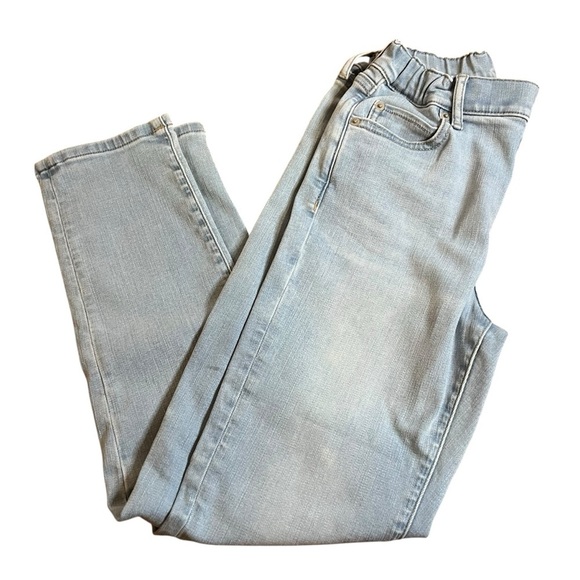 Uniqlo Other - Uniqlo| Kids Light Blue Straight Leg Jeans- Size 9-10 years